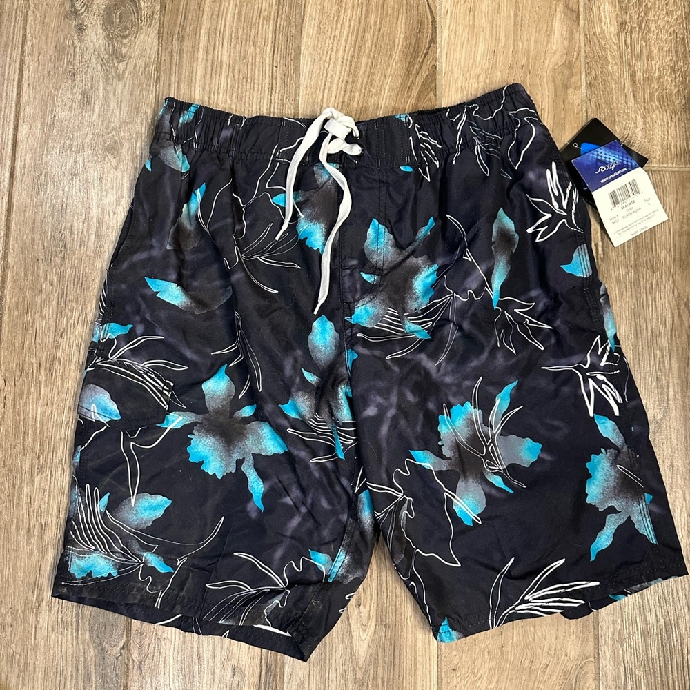 Men’s swim shorts